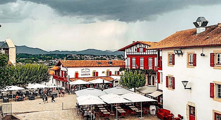 BRAS DE FER - Bidart : Des terrains constructibles, mais...